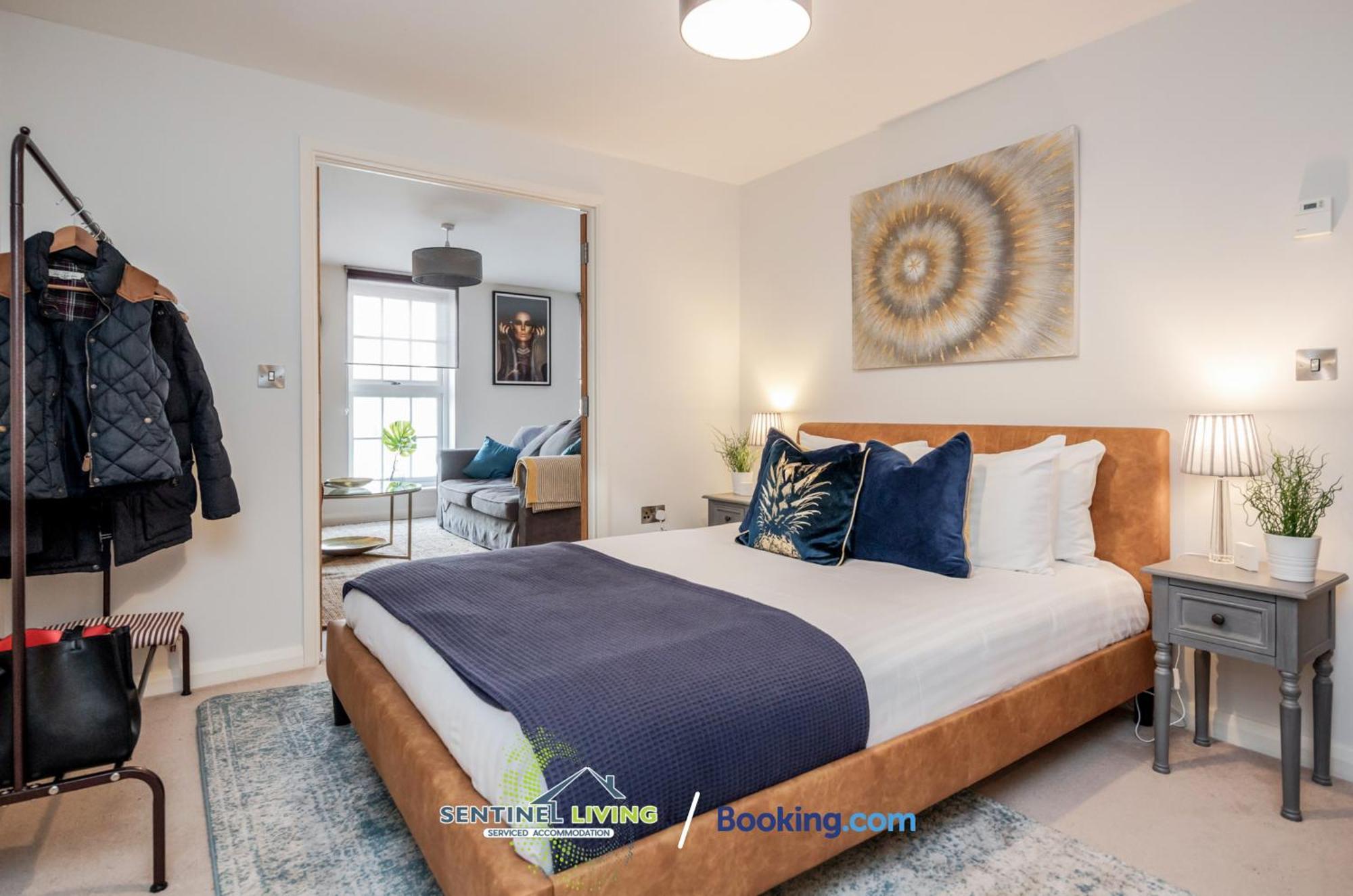 Windsor Sentinel: 2-Bedroom Serviced Apartment with Free Wi-Fi Exterior photo